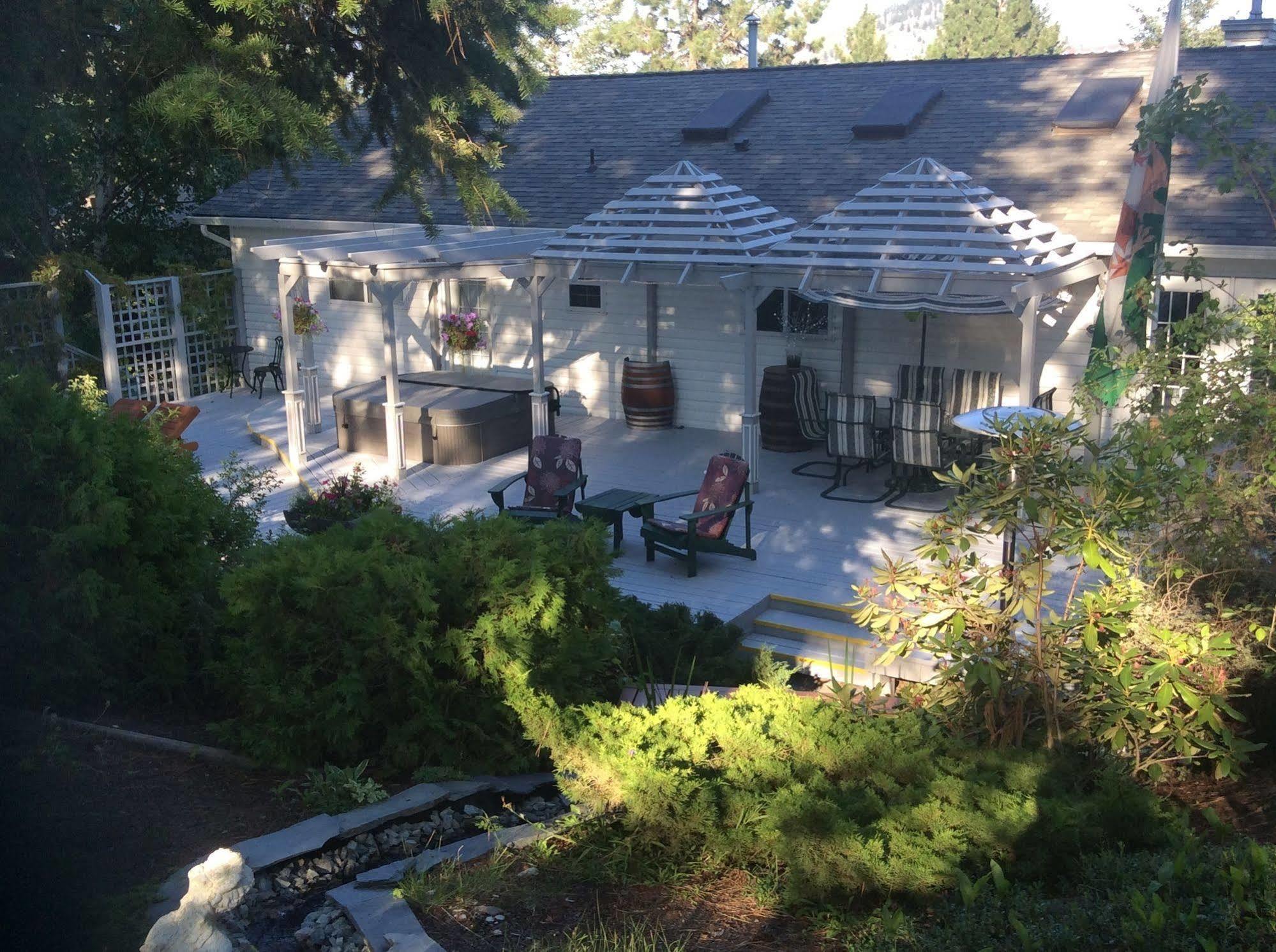 Alexandria House Bed & Breakfast West Kelowna Exterior photo
